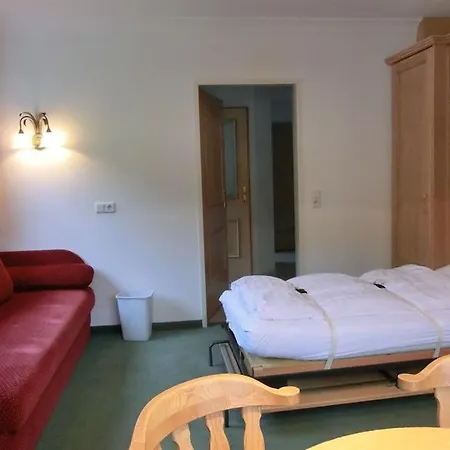 Gaestehaus Hollerer *