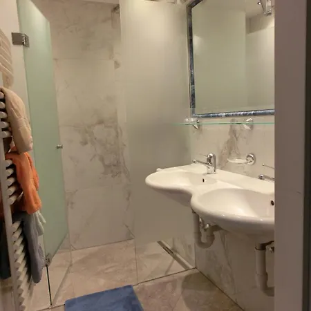 Apartment Gaestehaus Hollerer