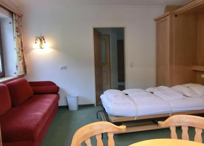 Gaestehaus Hollerer *