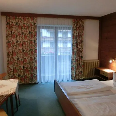 Lägenhet Gaestehaus Hollerer